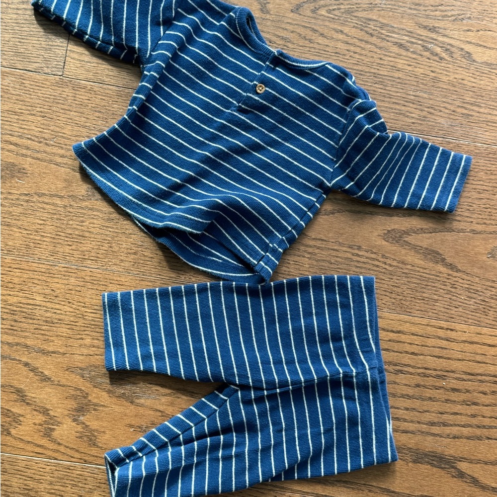 Little Planet by Carter’s Blue Striped Kids Matching Set - Top & pants